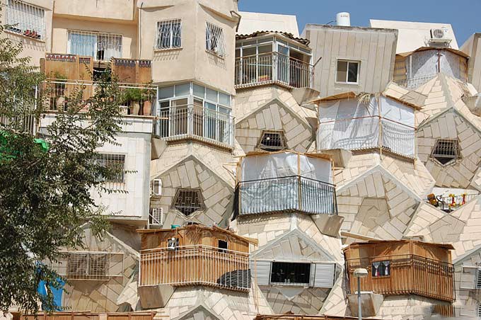 Filistin’in Başkenti Kudüs’te Arı Kovanı Evleri